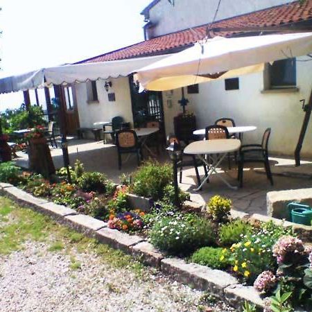 הוילה Vo Agriturismo La Roccia מראה חיצוני תמונה